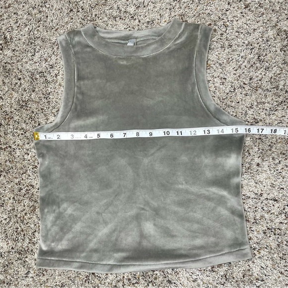 SKIMS Velour Crewneck Sleeveless Tank Top in Smoke Grey Large - Picture 8 of 9